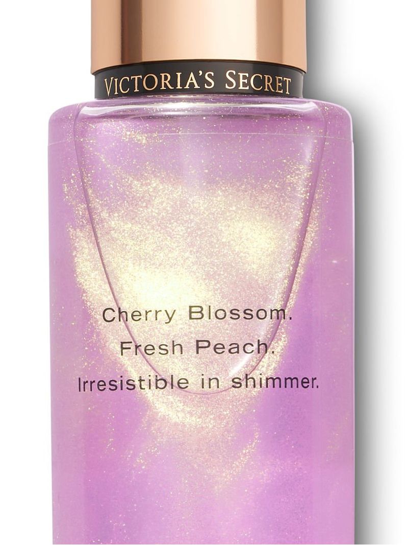 Mist-Corporal-con-brillo-Love-Spell-Victoria-s-Secret